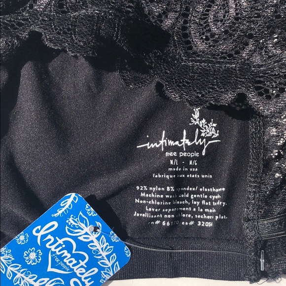 NEW Free People Seamless Lace Reversible Bandeau - Picture 6 of 8